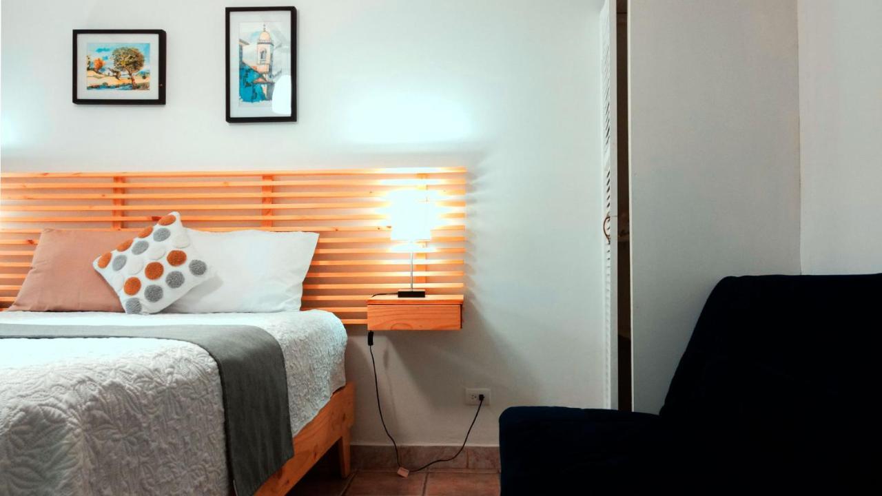 Trebol Amarillo Bed & Breakfast Escazu Ngoại thất bức ảnh