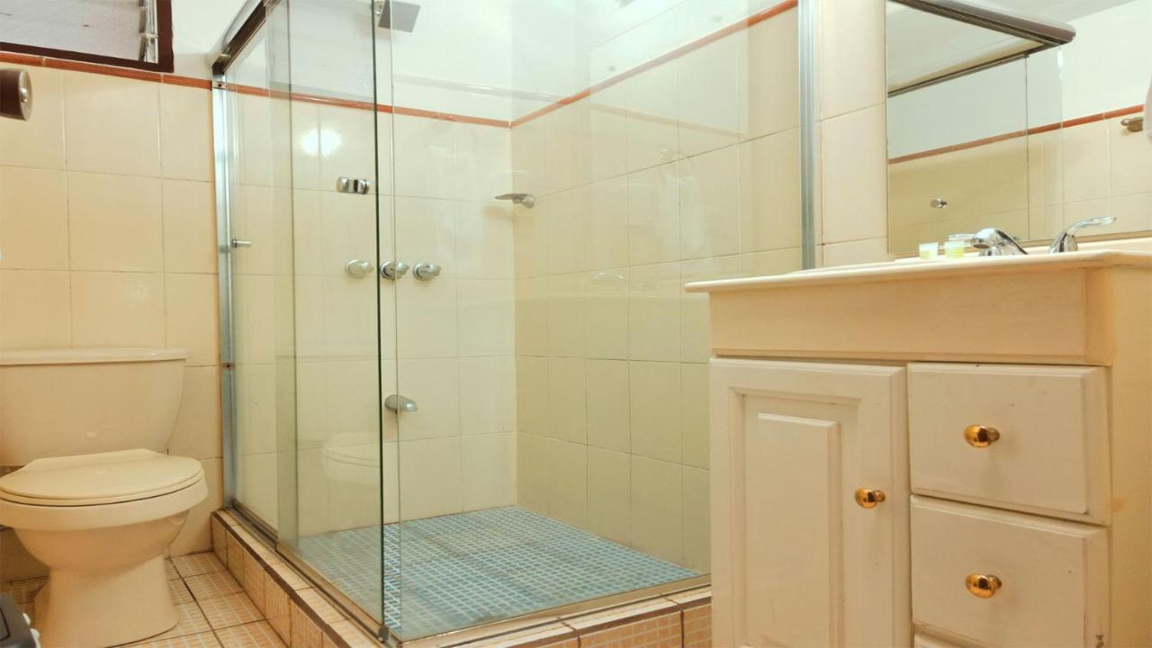 Trebol Amarillo Bed & Breakfast Escazu Ngoại thất bức ảnh